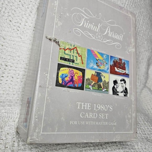 Trivia Pursuit The 1980's Card Set for use with Master Game - Picture 5 of 10
